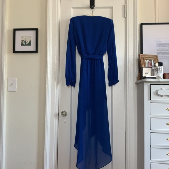 Beautiful bebe Dress - Picture 2 of 3